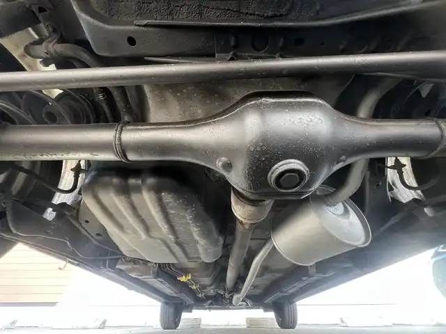 ダイハツ キャスト アクティバ X SAⅡ 秋田県 2015(平27)年 6.8万km パールホワイトⅢ ４WD/衝突軽減システム/誤発進抑制機能/純正ナビ/フルセグ/スマートキー/純正エンジンスターター/アイドリングストップ/プッシュスタート/レーンキープアシスト/ダウンヒルアシストコントロール/ステアリングスイッチ/純正エンジンスターター/純正フロアマット/純正ドアバイザー/オートライト/オートエアコン/パワーステアリング/パワーウィンドウ/横滑り防止/盗難防止装置/寒冷地仕様/レベライザー/電動格納ミラー/保証書/取扱説明書/記録簿