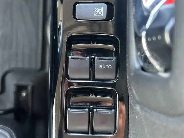 スズキ スペーシア カスタム HYBRID XS 兵庫県 2022(令4)年 3.5万km ピュアホワイトP 純正8インチSDナビ/アラウンドビューモニター/デュアルブレーキサポート/純正フロアマット/純正アルミホイール/追従有クルーズコントロール/両側パワースライドドア/シートヒーター/フルセグTV/DVD再生/LEDヘッドライト/スペアキー/スイッチスタート/Bluetooth接続/USB入力端子