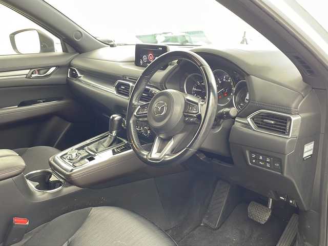 マツダ ＣＸ－８ XD プロアクティブ 兵庫県 2018(平30)年 5.9万km スノーフレイクホワイトパールマイカ ・純正ナビ&TV&BT&CD&DVD&SD&HDMI/・ALPINEリアフリップダウンモニター/・全方位カメラ/・前後ドライブレコーダー/・運転席メモリー付パワーシート/・シートヒーター/・パワーバックドア/・クリアランスソナー/・レーダークルーズコントロール/・トラクションコントロールシステム/・車間認知支援システム/・スマートブレーキサポート/・レーンキープアシスト/・交通標識認識システム/・ドライバーアテンションアラート/・ヘッドアップディスプレイ/・ブラインドスポットモニター/・ビルトインETC2.0/・ステアリングヒーター/・ステアリングリモコン/・電動パーキングブレーキ/・ブレーキホールド/・革巻きステアリング/・社外17インチアルミホイール/・純正17インチアルミホイール付タイヤ車載/・純正フロアマット/・ウインカーミラー/・オートワイパー/・アダプティブLEDヘッドライト/・左右独立エアコン/・アイドリングストップ/・スマートキー/・スペアキー/・プッシュスタート