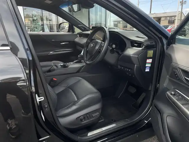 トヨタ ハリアー Z レザーパッケージ 新潟県 2020(令2)年 5.9万km プレシャスブラックパール メーカーOP12.3インチナビ/JBL/衝突軽減/レーンキープアシスト/クルーズコントロール/全周囲カメラ/コーナーセンサー/BSM/ETC2.0ビルドイン/デジタルインナーミラー/黒革シート/D/N席パワーシート/D/N席シートヒーター/D/N席エアシート/パワーバックドア/ステアリングヒーター/オートハイビーム/LEDヘッドライト/フォグランプ/ウィンカーミラー/電格ミラー/スペアキー