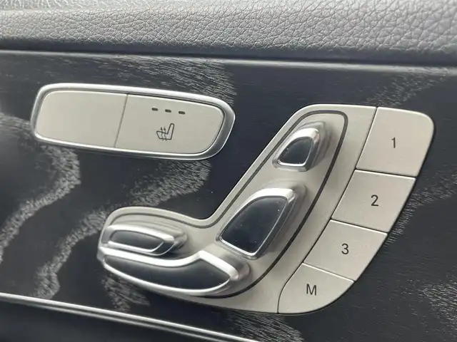 メルセデス・ベンツ Ｃ２００ ローレウスED スポーツプラスPKG 栃木県 2020(令2)年 3.1万km ダイヤモンドホワイト ワンオーナー /黒レザーシート /レーダーセーフティパッケージ /ナビパック /（AM/FM/Bluetooth/USB)/フルセグ/アンビエントライト /パワーシート /シートヒーター  /ヘッドアップディスプレイ  /コーナーセンサー /前後ドラレコ /ETC2.0 /ACC