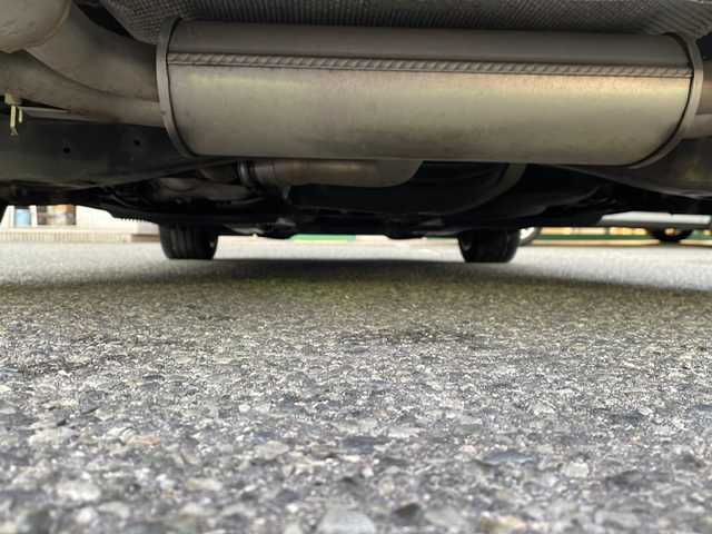 フォルクスワーゲン シロッコ TSI 大阪府 2011(平23)年 10.9万km パール 社外ナビ/CD/DVD/フルセグテレビ/バックカメラ/ハーフレザーシート/革巻きステアリング/OETTINGERアルミホイール/オートライト/フォグランプ/フロアマット/ETC/ウインカーミラー/スペアキー