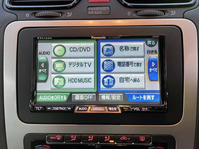 フォルクスワーゲン シロッコ TSI 大阪府 2011(平23)年 10.9万km パール 社外ナビ/CD/DVD/フルセグテレビ/バックカメラ/ハーフレザーシート/革巻きステアリング/OETTINGERアルミホイール/オートライト/フォグランプ/フロアマット/ETC/ウインカーミラー/スペアキー