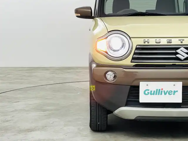 スズキ ハスラー ワンダラー 福島県 2019(平31)年 2.8万km シフォンアイボリーメタリック/ウッディブラウン2トーンルーフ スズキセーフティサポート/・衝突軽減ブレーキ/・誤発進抑制機能/・車線維持支援機能/・ふらつき警報機能/・先行車発進お知らせ機能/・横滑り防止装置/・ヒルスタートアシスト/・頚部衝撃緩和フロントシート/ワンオーナー/パイオニアメモリナビ/・フルセグTV/・CD/DVD/・FM/AM/・iPod/・AUX/・SD/・ステアリングスイッチ/LEDヘッドライト/・フォグランプ/・オートライト/ハーフレザー/シートヒーター（D＋N）/純正15インチスチールホイール/純正フロアマット/ドアバイザー/ルーフレール/アイドリングストップ/プッシュスタート/スマートキー