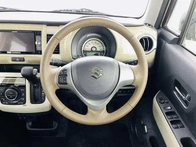 スズキ ハスラー ワンダラー 福島県 2019(平31)年 2.8万km シフォンアイボリーメタリック/ウッディブラウン2トーンルーフ スズキセーフティサポート/・衝突軽減ブレーキ/・誤発進抑制機能/・車線維持支援機能/・ふらつき警報機能/・先行車発進お知らせ機能/・横滑り防止装置/・ヒルスタートアシスト/・頚部衝撃緩和フロントシート/ワンオーナー/パイオニアメモリナビ/・フルセグTV/・CD/DVD/・FM/AM/・iPod/・AUX/・SD/・ステアリングスイッチ/LEDヘッドライト/・フォグランプ/・オートライト/ハーフレザー/シートヒーター（D＋N）/純正15インチスチールホイール/純正フロアマット/ドアバイザー/ルーフレール/アイドリングストップ/プッシュスタート/スマートキー
