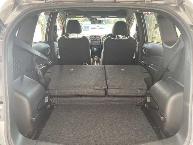 日産 ノート e－パワー ニスモ 愛知県 2017(平29)年 5.4万km ダークメタルグレー 純正ナビ/純正アルミホイール/LEDヘッドライト/オートライト/ETC/衝突軽減システム/フルセグ/CD DVD/Bluetooth/ステアリングスイッチ/スマートキー/プッシュスタート