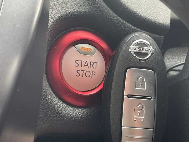 日産 ノート e－パワー ニスモ 愛知県 2017(平29)年 5.4万km ダークメタルグレー 純正ナビ/純正アルミホイール/LEDヘッドライト/オートライト/ETC/衝突軽減システム/フルセグ/CD DVD/Bluetooth/ステアリングスイッチ/スマートキー/プッシュスタート