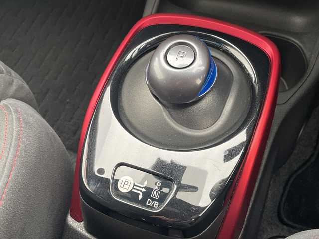 日産 ノート e－パワー ニスモ 愛知県 2017(平29)年 5.4万km ダークメタルグレー 純正ナビ/純正アルミホイール/LEDヘッドライト/オートライト/ETC/衝突軽減システム/フルセグ/CD DVD/Bluetooth/ステアリングスイッチ/スマートキー/プッシュスタート