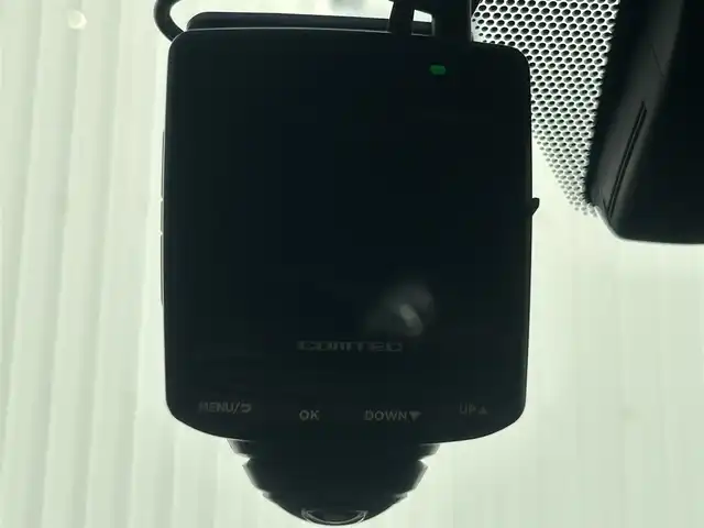 レクサス ＵＸ 250h Fスポーツ 熊本県 2023(令5)年 1万km グラファイトブラックガラスフレーク ワンオーナー/純正ナビ/・AM/FM/USB/BT/・フルセグTV/・AppleCarPlay/AndroidAuto/全周囲カメラ/・フロント/サイド/バック/センタートレース/プリクラッシュセーフティシステム/ブラインドスポットモニター/パーキングサポートアラート/ヘッドアップディスプレイ/レーダークルーズコントロール/オートマチックハイビーム/前後コーナーセンサー/アクティブサウンドコントロール/革巻きステアリング/・ステアリングリモコン/・ステアリングヒーター/・パドルシフト/レザーシート/・D/N席シートヒーター/・D/N席エアシート/・D/N席パワーシート/・D席シートメモリー/オートライト/・LEDライト/・フォグランプ/ドライブレコーダー（HDR362GW）/パワーバックドア/電動格納ミラー/・ウィンカーミラー/純正フロアマット/純正アルミホイール/トノカバー/スマートキー/・スペアキー/・カードキー