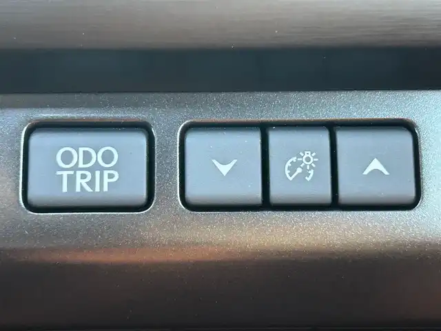 レクサス ＵＸ 250h Fスポーツ 熊本県 2023(令5)年 1万km グラファイトブラックガラスフレーク ワンオーナー/純正ナビ/・AM/FM/USB/BT/・フルセグTV/・AppleCarPlay/AndroidAuto/全周囲カメラ/・フロント/サイド/バック/センタートレース/プリクラッシュセーフティシステム/ブラインドスポットモニター/パーキングサポートアラート/ヘッドアップディスプレイ/レーダークルーズコントロール/オートマチックハイビーム/前後コーナーセンサー/アクティブサウンドコントロール/革巻きステアリング/・ステアリングリモコン/・ステアリングヒーター/・パドルシフト/レザーシート/・D/N席シートヒーター/・D/N席エアシート/・D/N席パワーシート/・D席シートメモリー/オートライト/・LEDライト/・フォグランプ/ドライブレコーダー（HDR362GW）/パワーバックドア/電動格納ミラー/・ウィンカーミラー/純正フロアマット/純正アルミホイール/トノカバー/スマートキー/・スペアキー/・カードキー