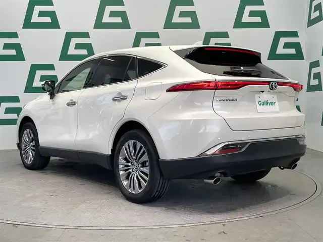 トヨタ ハリアー Z レザーパッケージ 鹿児島県 2020(令2)年 3.3万km ホワイトパールクリスタルシャイン 禁煙車/純正ディスプレイオーディオ/　（Bluetooth/フルセグTV/Applecarplay/Androidauto）/パノラミックビューモニター/ビルトインETC2.0/トヨタセーフティセンス/・プリクラッシュセーフティ/・レーントレーシングアシスト/・アダプティブクルーズコントロール/・ブラインドスポットモニター/・リアクロストラフィックアラート/・ロードサインアシスト/前席シートヒーター/ベンチレーション/運転席メモリーシート/デジタルインナーミラー/ステアリングヒーター/電動パーキング/ブレーキホールド