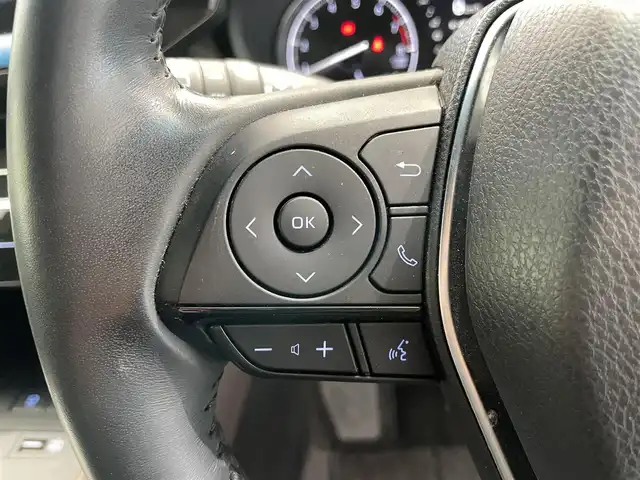 トヨタ ハリアー Z レザーパッケージ 鹿児島県 2020(令2)年 3.3万km ホワイトパールクリスタルシャイン 禁煙車/純正ディスプレイオーディオ/　（Bluetooth/フルセグTV/Applecarplay/Androidauto）/パノラミックビューモニター/ビルトインETC2.0/トヨタセーフティセンス/・プリクラッシュセーフティ/・レーントレーシングアシスト/・アダプティブクルーズコントロール/・ブラインドスポットモニター/・リアクロストラフィックアラート/・ロードサインアシスト/前席シートヒーター/ベンチレーション/運転席メモリーシート/デジタルインナーミラー/ステアリングヒーター/電動パーキング/ブレーキホールド