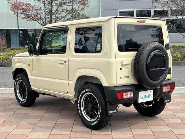スズキ ジムニー XL 福島県 2023(令5)年 0.1万km シフォンアイボリーM ワンオーナー/MT車/純正オーディオ(FH-3100)/【AM/FM/CD/USB/AUX】/寒冷地仕様/横滑り防止装置/コーナーセンサー/トラクションコントロール/ブレーキアシスト/車線逸脱防止システム/リミテッドスリップデフ/衝突軽減ブレーキ/前席シートヒーター/アイドリングストップ/純正フロアマット/純正ドアバイザー/ハロゲンヘッドライト(AUTO付)/フォグランプ/電格ミラー/盗難防止装置/RAYSアルミ付きブロックタイヤ装着/保証書・取説/スペアキーx1