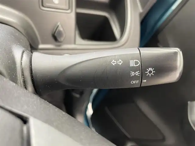 スズキ ソリオ G 滋賀県 2017(平29)年 7.1万km ネオンブルーM 純正ナビ/【Bluetooth/CD/DVD/FM/AM】/バックカメラ/片側パワースライドドア/ETC/前後ドライブレコーダー/シートヒーター/前後コーナーセンサー/プッシュスタート/スマートキー/社外フロアマット