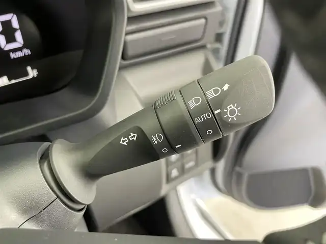 トヨタ ライズ Z 富山県 2025(令7)年 0.1万km シャイニングホワイトパール ワンオーナー/純正DA（AM/FM/USB/BT/AppleCarplay）/バックカメラ/TRDフロント/サイド/リア/リアアンダースポイラー/プリクラッシュセーフティ/レーダークルーズコントロール/レーンキープアシスト/アダプティブハイビーム/LEDヘッドライト/クリアランスソナー/ビルトインETC/前席シートヒーター/スマートキー×２/プッシュスタート/取扱説明書/保証書