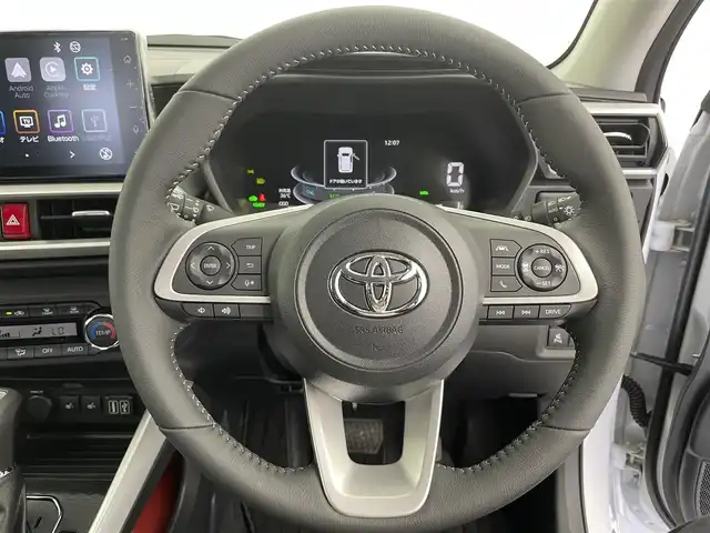 トヨタ ライズ Z 富山県 2025(令7)年 0.1万km シャイニングホワイトパール ワンオーナー/純正DA（AM/FM/USB/BT/AppleCarplay）/バックカメラ/TRDフロント/サイド/リア/リアアンダースポイラー/プリクラッシュセーフティ/レーダークルーズコントロール/レーンキープアシスト/アダプティブハイビーム/LEDヘッドライト/クリアランスソナー/ビルトインETC/前席シートヒーター/スマートキー×２/プッシュスタート/取扱説明書/保証書