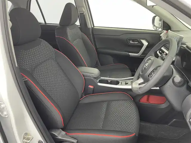 トヨタ ライズ Z 富山県 2025(令7)年 0.1万km シャイニングホワイトパール ワンオーナー/純正DA（AM/FM/USB/BT/AppleCarplay）/バックカメラ/TRDフロント/サイド/リア/リアアンダースポイラー/プリクラッシュセーフティ/レーダークルーズコントロール/レーンキープアシスト/アダプティブハイビーム/LEDヘッドライト/クリアランスソナー/ビルトインETC/前席シートヒーター/スマートキー×２/プッシュスタート/取扱説明書/保証書