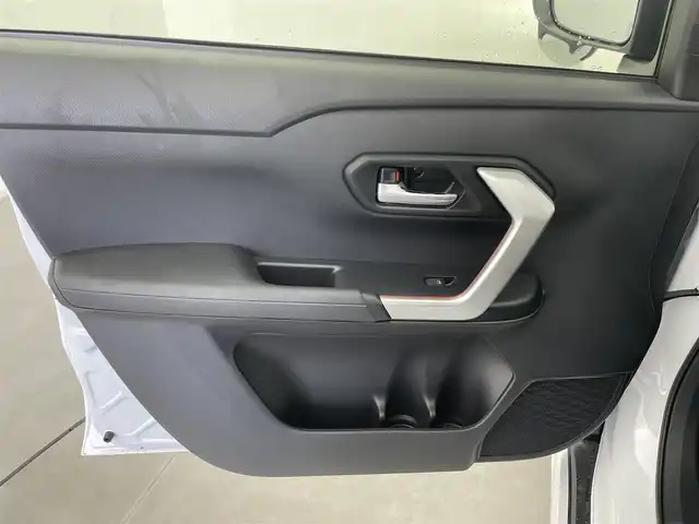 トヨタ ライズ Z 富山県 2025(令7)年 0.1万km シャイニングホワイトパール ワンオーナー/純正DA（AM/FM/USB/BT/AppleCarplay）/バックカメラ/TRDフロント/サイド/リア/リアアンダースポイラー/プリクラッシュセーフティ/レーダークルーズコントロール/レーンキープアシスト/アダプティブハイビーム/LEDヘッドライト/クリアランスソナー/ビルトインETC/前席シートヒーター/スマートキー×２/プッシュスタート/取扱説明書/保証書
