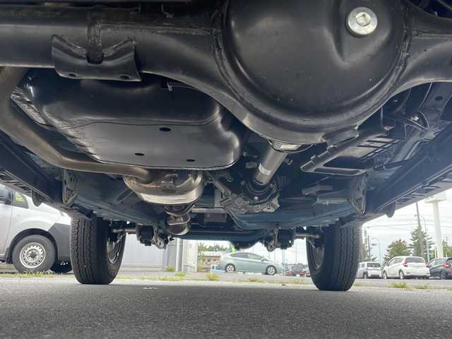 スズキ ジムニー シエラ JC 岩手県 2023(令5)年 0.5万km ブリスクブルーメタリック/ブラック2トーンルーフ 4WD/社外８インチナビ/フルセグ/　CD/DVD/SD/Bluetooth/バックカメラ/デジタルインナーミラー/LEDヘッドライト/オートライト/フォグランプ/プッシュスタート/クルーズコントロール/革巻きステアリング/ドアバイザー/電動格納式ミラー/ETC