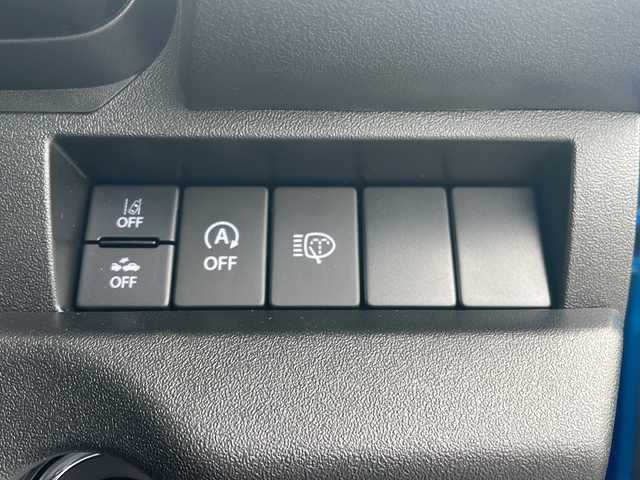 スズキ ジムニー シエラ JC 岩手県 2023(令5)年 0.5万km ブリスクブルーメタリック/ブラック2トーンルーフ 4WD/社外８インチナビ/フルセグ/　CD/DVD/SD/Bluetooth/バックカメラ/デジタルインナーミラー/LEDヘッドライト/オートライト/フォグランプ/プッシュスタート/クルーズコントロール/革巻きステアリング/ドアバイザー/電動格納式ミラー/ETC