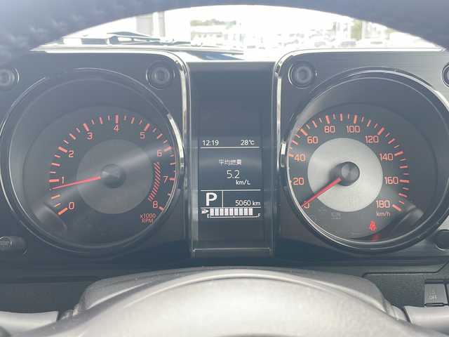 スズキ ジムニー シエラ JC 岩手県 2023(令5)年 0.5万km ブリスクブルーメタリック/ブラック2トーンルーフ 4WD/社外８インチナビ/フルセグ/　CD/DVD/SD/Bluetooth/バックカメラ/デジタルインナーミラー/LEDヘッドライト/オートライト/フォグランプ/プッシュスタート/クルーズコントロール/革巻きステアリング/ドアバイザー/電動格納式ミラー/ETC