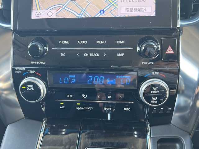 トヨタ ヴェルファイア Z Gエディション 佐賀県 2020(令2)年 5.1万km ブラック 純正ナビ/Bluetooth/CD/DVD/USB/フルセグTV/ワンオーナー/バックモニター/サンルーフ/純正フリップダウンモニター/トヨタセーフティセンス/・追従機能付きクルーズコントロール/・レーンキープアシスト/・衝突軽減システム/・クリアランスソナー/・ロードサインアシスト/・ブラインドスポットモニター/デジタルインナーミラー/シートメモリ/パワーシート/前後ドライブレコーダー/前席シートヒーター/エアシート/ステアリングヒーター/ETC/スペアキー/保証書/取扱説明書/点検記録簿