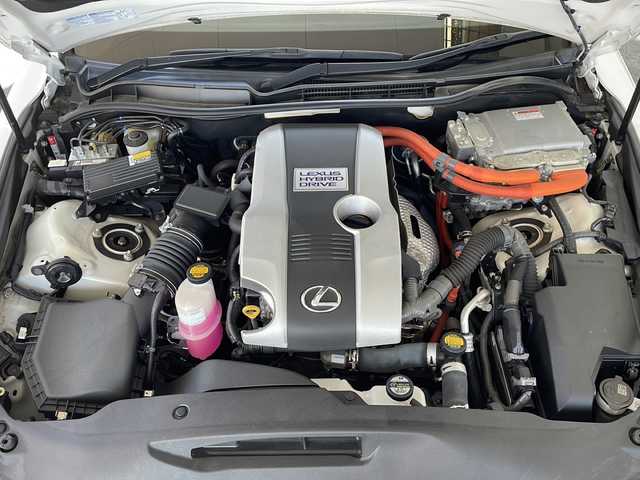 レクサス ＩＳ 300h 福島県 2014(平26)年 7万km ホワイトパールクリスタルシャイン １オーナー　メーカーナビ　ハーフレザーシート　フルセグＴＶ　バックカメラ　クルーズコントロール　シートヒーター　パドルシフト　ビルトインＥＴＣ　クリアランスソナー　純正アルミホイール　ＬＥＤヘッドライ