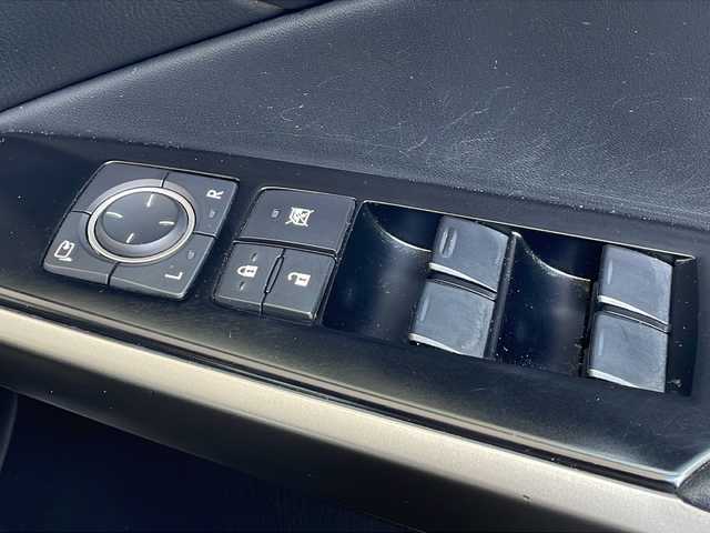 レクサス ＩＳ 300h 福島県 2014(平26)年 7万km ホワイトパールクリスタルシャイン １オーナー　メーカーナビ　ハーフレザーシート　フルセグＴＶ　バックカメラ　クルーズコントロール　シートヒーター　パドルシフト　ビルトインＥＴＣ　クリアランスソナー　純正アルミホイール　ＬＥＤヘッドライ