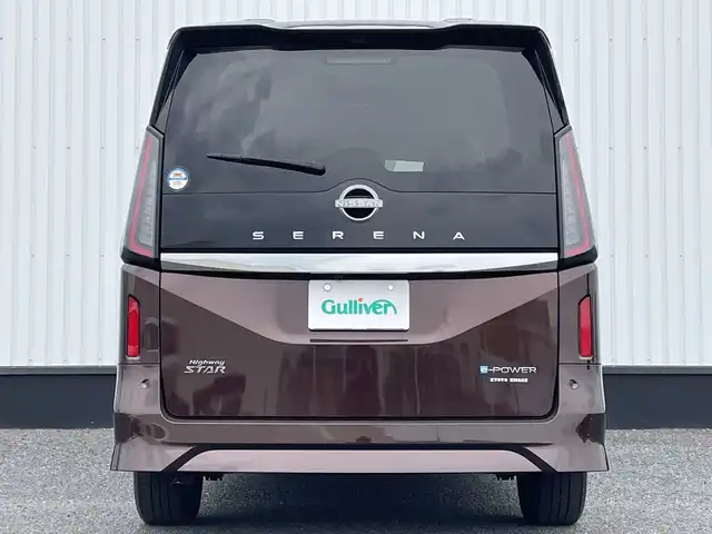日産 セレナ e－パワー ハイウェイS V 90周年記念車 千葉県 2024(令6)年 0.3万km インペリアルアンバーP 純正12.3インチナビ/プロパイロット/アラウンドビューモニター/衝突被害軽減システム/車線逸脱警報/クルーズコントロール/レザーシート/両側パワースライドドア/横滑り防止装置/ETC/ドライブレコーダー/LEDヘッドライト/フォグランプ/オートライト/ウィンカーミラー/電動格納ミラー/純正16インチAW/シートリフター/ステアリングヒーター/禁煙車/ブラインドスポットモニター/SOSコールボタン/プッシュスタート/スマートキー/フロアマット/ドアバイザー