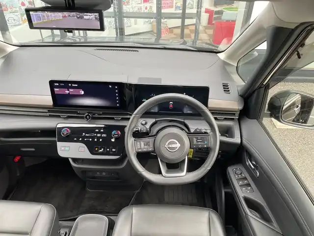 日産 セレナ e－パワー ハイウェイS V 90周年記念車 千葉県 2024(令6)年 0.3万km インペリアルアンバーP 純正12.3インチナビ/プロパイロット/アラウンドビューモニター/衝突被害軽減システム/車線逸脱警報/クルーズコントロール/レザーシート/両側パワースライドドア/横滑り防止装置/ETC/ドライブレコーダー/LEDヘッドライト/フォグランプ/オートライト/ウィンカーミラー/電動格納ミラー/純正16インチAW/シートリフター/ステアリングヒーター/禁煙車/ブラインドスポットモニター/SOSコールボタン/プッシュスタート/スマートキー/フロアマット/ドアバイザー