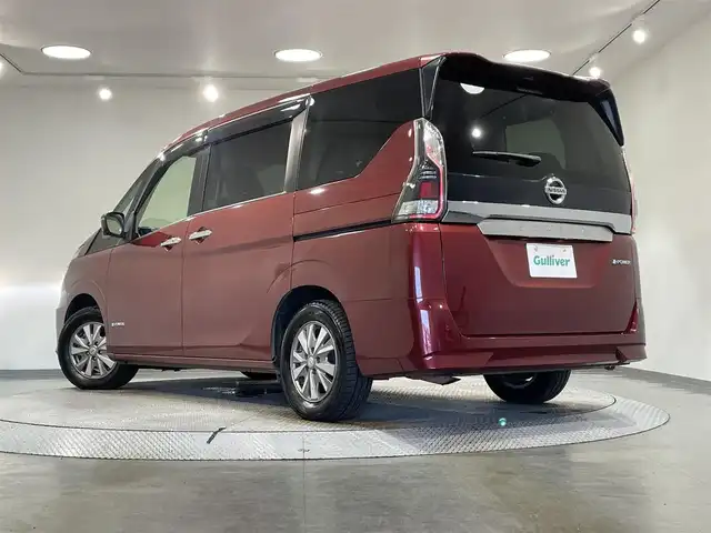 日産 セレナ e－パワー XV 愛知県 2018(平30)年 11.2万km マルーンレッド 純正９インチナビ　/（SD/FM/AM/FM/CD/DVD/Blu-ray/フルセグTV/Bluetooth/AUX）/プロパイロット　/衝突軽減ブレーキ　/両側電動スライドドア　/アラウンドビューモニター　/ＥＴＣ　/シートヒーター　/ＬＥＤヘッドライト/デジタルインナーミラー　/ステアリングヒーター　/ドライブレコーダー/サンシェード/コーナーセンサー/横揺れ防止装置/レーンキープアシスト/プッシュスタート/スマートキー/スペアキー/ミュージックサーバー/ミュージックプレイヤー接続/純正15インチアルミホイール/オートライト