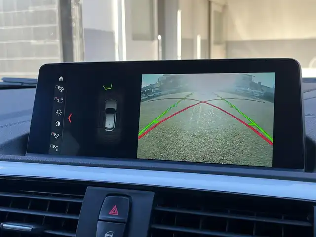 ＢＭＷ １１８ｄ スタイル 静岡県 2018(平30)年 4.7万km ミネラルホワイト サンルーフ/メモリー付きパワーシート/シートヒーター /純正ナビ/(Bluetooth/USB/FM)/ACC/インテリジェントセーフティー/バックカメラ/LEDライト/ハーフレザーシート/純正16インチアルミホイール/スマートキー /ETC