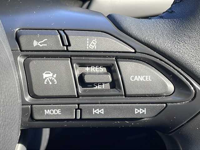 トヨタ アクア G 山口県 2023(令5)年 1.9万km ブラックマイカ 純正ディスプレイオーディオ/・Bluetooth接続/・ナビキッド/アラウンドビューモニター/ビルトインETC/ドライブレコーダー/ワンオーナー/Toyota Safety Sense/・プリクラッシュセーフティ/・レーントレーシングアシスト/・ロードサインアシスト/・レーダークルーズコントロール/・先行車発進お知らせ機能/・ブラインドスポットモニター/・クリアランスソナー/・リヤクロストラフィックアラート/・パーキングサポートブレーキ/・ドライブモードセレクトスイッチ/・オートマチックハイビーム/スマートキー/プッシュスタート/スペアキー1本/USB入力端子/純正フロアマット/ドアバイザー/ウィンカーミラー/１００V電源/取り扱い説明書/保証書