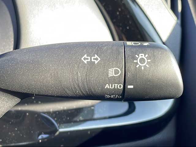 トヨタ アクア G 山口県 2023(令5)年 1.9万km ブラックマイカ 純正ディスプレイオーディオ/・Bluetooth接続/・ナビキッド/アラウンドビューモニター/ビルトインETC/ドライブレコーダー/ワンオーナー/Toyota Safety Sense/・プリクラッシュセーフティ/・レーントレーシングアシスト/・ロードサインアシスト/・レーダークルーズコントロール/・先行車発進お知らせ機能/・ブラインドスポットモニター/・クリアランスソナー/・リヤクロストラフィックアラート/・パーキングサポートブレーキ/・ドライブモードセレクトスイッチ/・オートマチックハイビーム/スマートキー/プッシュスタート/スペアキー1本/USB入力端子/純正フロアマット/ドアバイザー/ウィンカーミラー/１００V電源/取り扱い説明書/保証書