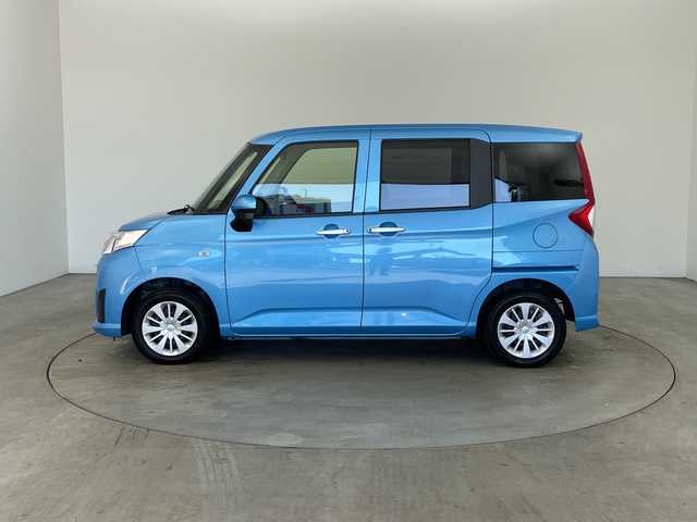 トヨタ ルーミー X S 兵庫県 2017(平29)年 7.1万km ファインブルーマイカメタリック ・社外ナビ/CD/DVD/AM/FM/USB/AUX/・バックカメラ/・スマートアシストII/・衝突回避支援ブレーキ機能/・衝突警報機能（対車両・対歩行者）、/・車線逸脱警報機能/・誤発進抑制制御機能/・後方誤発進抑制制御機能、/・先行車発進お知らせ機能/・片側パワースライドドア/・社外フロアマット/・純正ホイールキャップ/・オートライト/・アイドリングストップ/・スマートキー/・電動格納ミラー/・社外ドライブレコーダー