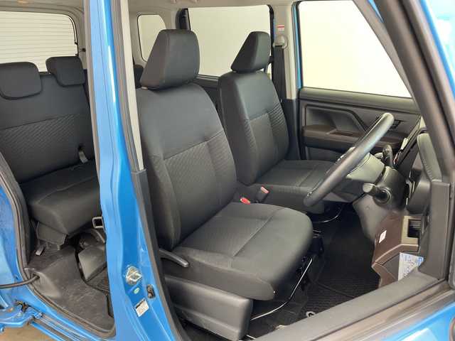 トヨタ ルーミー X S 兵庫県 2017(平29)年 7.1万km ファインブルーマイカメタリック ・社外ナビ/CD/DVD/AM/FM/USB/AUX/・バックカメラ/・スマートアシストII/・衝突回避支援ブレーキ機能/・衝突警報機能（対車両・対歩行者）、/・車線逸脱警報機能/・誤発進抑制制御機能/・後方誤発進抑制制御機能、/・先行車発進お知らせ機能/・片側パワースライドドア/・社外フロアマット/・純正ホイールキャップ/・オートライト/・アイドリングストップ/・スマートキー/・電動格納ミラー/・社外ドライブレコーダー