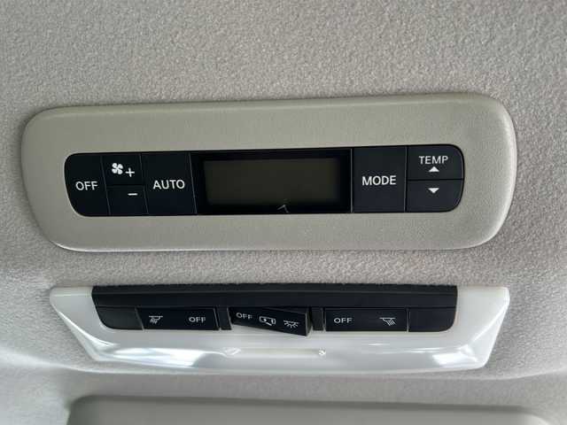 日産 セレナ ハイウェイスター Vセレクション 静岡県 2017(平29)年 7.1万km ブリリアントホワイトパール /純正ナビ/地デジTV//純正CD/DVD/Bluetooth//バック/アラウンドビューモニター//両側パワースライドドア//フリップダウンリアモニター//プロパイロット//デジタルインナーミラー//パーキングアシスト//社外AW//ETC//LEDヘッドライト//スマートキー