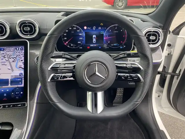 メルセデス・ベンツ Ｍ・ベンツ Ｃ２２０ｄ アバンギャルド　AMGライン 福岡県 2022(令4)年 1.7万km ポーラホワイト ・アダプティブクルーズコントロール/・純正ナビ／Ｂｌｕｅｔｏｏｔｈ／ＵＳＢ/・全方位カメラ/・ハーフレザーシート／シートヒーター/・フルセグ/・ETC/・純正18AW/・LEDライト/・ブラインドスポット/・リアアクスルステアリング/・スペアキー