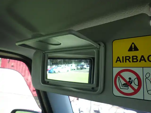 スズキ ジムニー XC 千葉県 2024(令6)年 0.8万km シフォンアイボリーM デュアルセンサーブレーキサポート/前席シートヒーター/革巻きステアリング/ステアリングスイッチ/LEDヘッドライト/フォグライト/ウインカーミラー/リアコーナーセンサー/純正16インチアルミホイル/サイド/カーテンエアバッグ/スマートキー