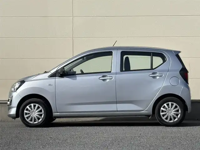 ダイハツ ミラ イース L SAⅢ 茨城県 2022(令4)年 5.2万km ブライトシルバーメタリック 純正カーオーディオ(CK-W70D)/　(AM/FM/CD)/社外(Zeus)LEDヘッドライト/純正フォグランプ/社外フロアマット/パワーステアリング/オートライト/Wエアバック/衝突軽減システム