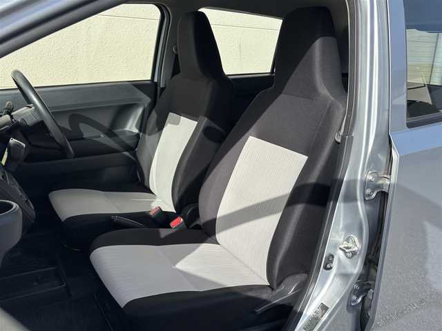 ダイハツ ミラ イース L SAⅢ 茨城県 2022(令4)年 5.2万km ブライトシルバーメタリック 純正カーオーディオ(CK-W70D)/　(AM/FM/CD)/社外(Zeus)LEDヘッドライト/純正フォグランプ/社外フロアマット/パワーステアリング/オートライト/Wエアバック/衝突軽減システム