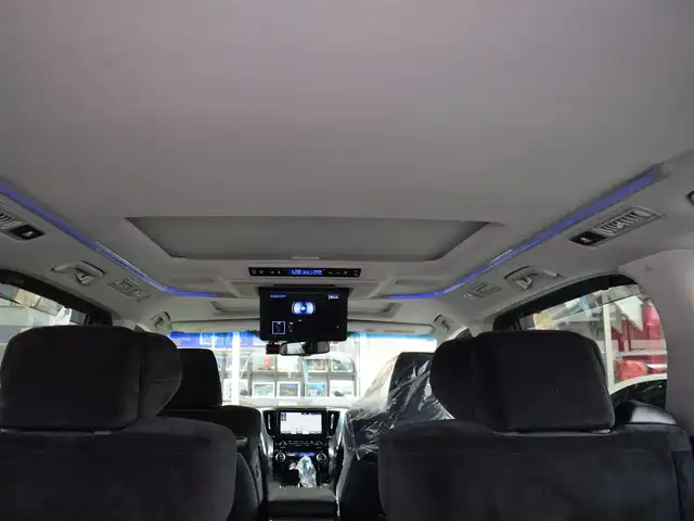 トヨタ アルファード SA Cパッケージ 神奈川県 2016(平28)年 6.6万km ホワイトパールクリスタルシャイン メーカーOPナビ/(フルセグTV/Bluetooth/CD/DVD/SD)/JBLサウンドシステム/純正フリップダウンモニター/サンルーフ/両側パワースライドドア/レーダークルーズコントロール/クリアランスソナー/レーントレーシングアシスト/シートメモリー機能付き/電動リアゲート/ウッドコンビステアリング/純正18アルミホイール/ステアリングリモコン/ハンドルヒーター/シートヒーター(D/N)/オートライト/オートハイビーム/ビルトインETC/前方ドラレコ/１００V電源/プッシュスタート/ドアバイザー/スマートキー
