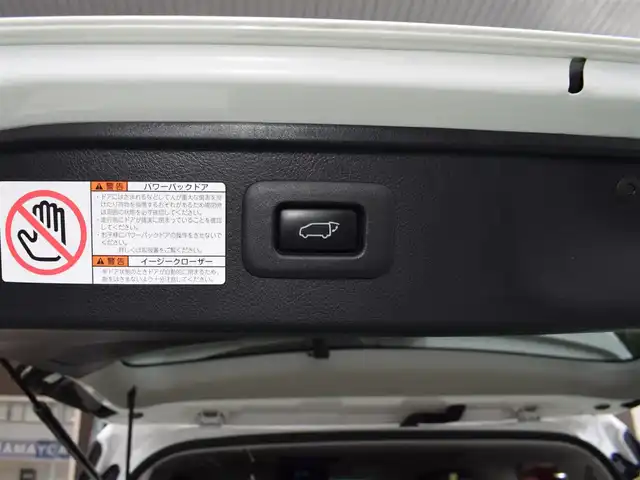 トヨタ アルファード SA Cパッケージ 神奈川県 2016(平28)年 6.6万km ホワイトパールクリスタルシャイン メーカーOPナビ/(フルセグTV/Bluetooth/CD/DVD/SD)/JBLサウンドシステム/純正フリップダウンモニター/サンルーフ/両側パワースライドドア/レーダークルーズコントロール/クリアランスソナー/レーントレーシングアシスト/シートメモリー機能付き/電動リアゲート/ウッドコンビステアリング/純正18アルミホイール/ステアリングリモコン/ハンドルヒーター/シートヒーター(D/N)/オートライト/オートハイビーム/ビルトインETC/前方ドラレコ/１００V電源/プッシュスタート/ドアバイザー/スマートキー