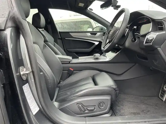アウディ アウディ Ａ７ SB 45TFSIクワトロ Sライン 鳥取県 2022(令4)年 1.9万km ガンＭ ４ＷＤ・ターボ/Ｓラインパッケージ/純正ナビ／ＴＶ／ＢＴ/全方位カメラ・ＥＴＣ２．０/前後ドライブレコーダー/アシスタンスＰＫＧ/・衝突軽減ブレーキ/・レーダークルーズコントロール/マトリクスＬＥＤライト/バーチャルコクピット/黒レザーシート/全席シートヒーター/パワーバックドア/前席パワーシート/純正20インチアルミホイール/電動パーキングブレーキ/プッシュスタート/スペアキーｘ１/新車保証書・取扱説明書/アウディ認定中古車保証書