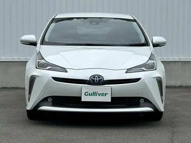 トヨタ プリウス A プレミアム　ツーリングセレ 愛媛県 2020(令2)年 2.8万km プラチナホワイトパールマイカ ワンオーナー/トヨタセーフティー/純正ナビ/（Bluetooth/SD/CD/DVD/HDMI/フルセグTV)/アランドビューモニター/前方ドライブレコーダー/レザーシート/シートヒーター/エアシート/パワーシート/ビルドインETC/100V充電/パーキングセンサー/レーダークルーズコントロール/ブラインドスポットモニター/プリクラッシュセーフティー/レーンキープアシスト/純正17インチアルミホイール/純正フロアマット/純正ドアバイザ/LEDヘッドライト/オートマチックハイビーム/オートライト/フォグランプ/ABS/盗難防止装置/取扱説明書