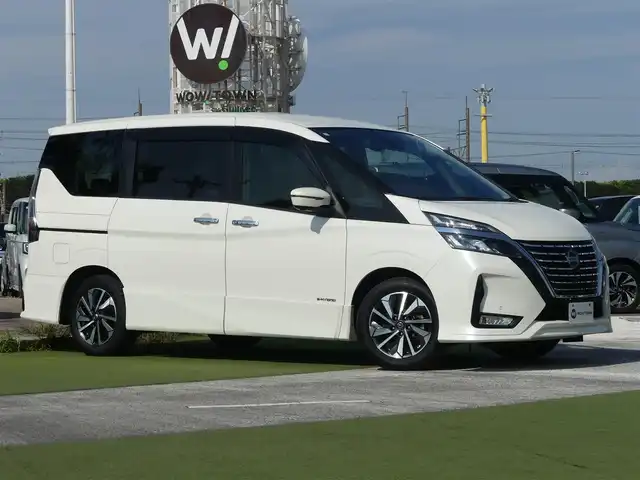 日産 セレナ ハイウェイスター V 千葉県 2020(令2)年 5.7万km ブリリアントホワイトパール エマージェンシーブレーキ/クルーズコントロール/両側パワースライドドア/10インチ純正メモリーナビ/地デジTV/【DVD/CD再生機能】/革巻きステアリング/LEDヘッドライト/フォグライト/ウインカーミラー/純正16インチアルミホイル/サイド/カーテンエアバッグ/インテリジェントキー
