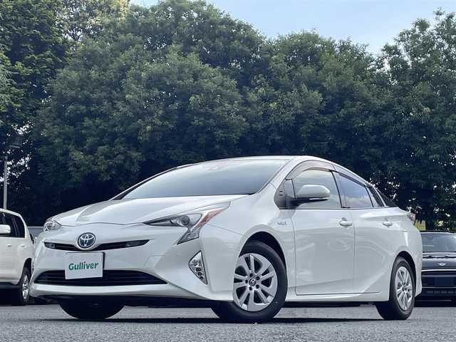 トヨタ プリウス Sセーフティプラス 東京都 2016(平28)年 7.1万km ホワイトパールクリスタルシャイン カロッツェリア9インチナビ/フルセグTV/Bluetoothオーディオ/DVD再生/バックカメラ/ドライブレコーダー(SN-ST2200)/LEDヘッドランプ/LEDフォグランプ/ヘッドアップディスプレイ/トヨタセーフティンセンス/・プリクラッシュセーフティシステム/・レーンディパーチャーアラート/・オートマチックハイビーム/・レーダークルーズコントロール/インテリジェントクリアランスソナー/取扱説明書