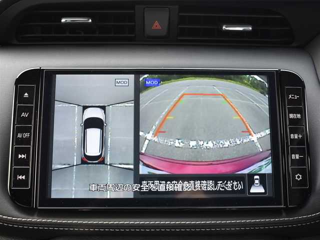 日産 キックス X 福岡県 2020(令2)年 0.2万km ラディアントレッド 純正9インチナビ/フルセグTV・BT・CD・DVD・FM・AM/アラウンドビューモニター/ETC/ナビ連動ドライブレコーダー/プロパイロット/エマージェンシーブレーキ/オートハイビーム/インテリジェントルームミラー/ブレーキホールド/充電用USBソケット（前席/後席）/ハーフレザーシート/純正LEDヘッドライト/プッシュスタート/スマートキー×2