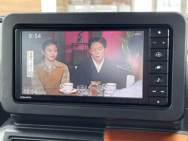 ダイハツ タフト G 宮崎県 2021(令3)年 2.9万km ブラックマイカメタリック 純正ナビ/（CD/DVD/Bluetooth/フルセグTV/USB)/バックカメラ/ガラスルーフ/・衝突軽減ブレーキ/ETC/シートヒーター/アイドリングストップ/スマートキー/スペアキー有/プッシュスタート/電子パーキング/オートホールド/ルーフレール/純正15インチアルミホイール/LEDヘッドライト