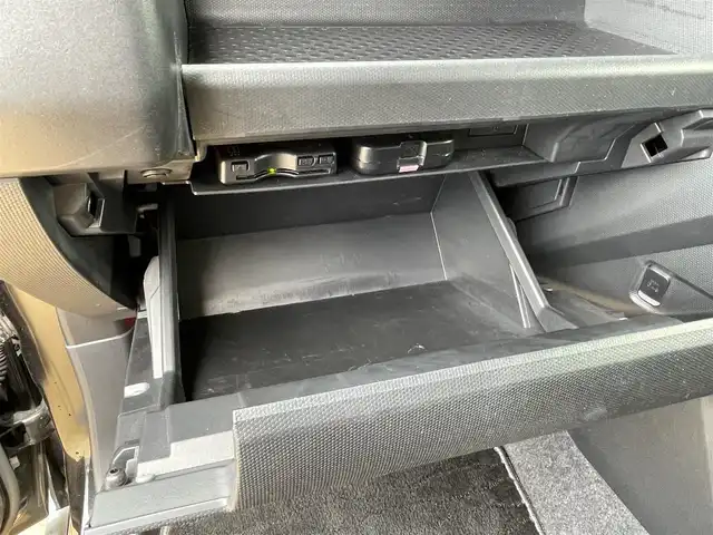 ダイハツ タフト G 宮崎県 2021(令3)年 2.9万km ブラックマイカメタリック 純正ナビ/（CD/DVD/Bluetooth/フルセグTV/USB)/バックカメラ/ガラスルーフ/・衝突軽減ブレーキ/ETC/シートヒーター/アイドリングストップ/スマートキー/スペアキー有/プッシュスタート/電子パーキング/オートホールド/ルーフレール/純正15インチアルミホイール/LEDヘッドライト